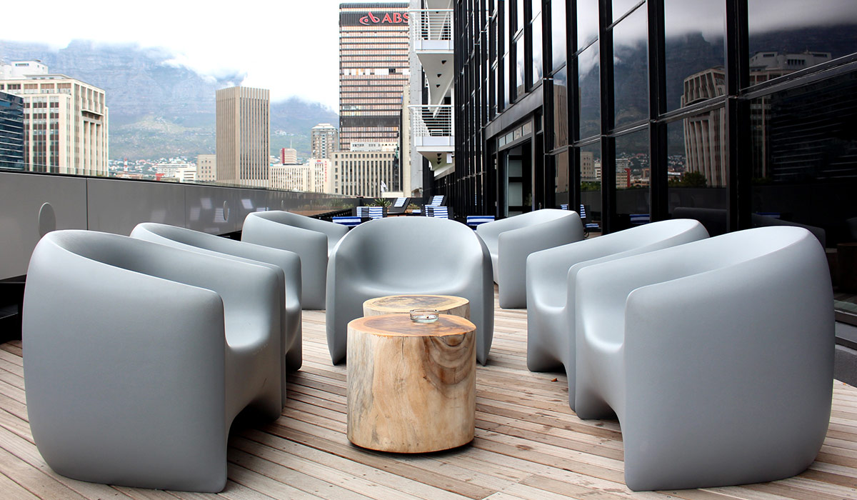 Lounge Area at the Onyx